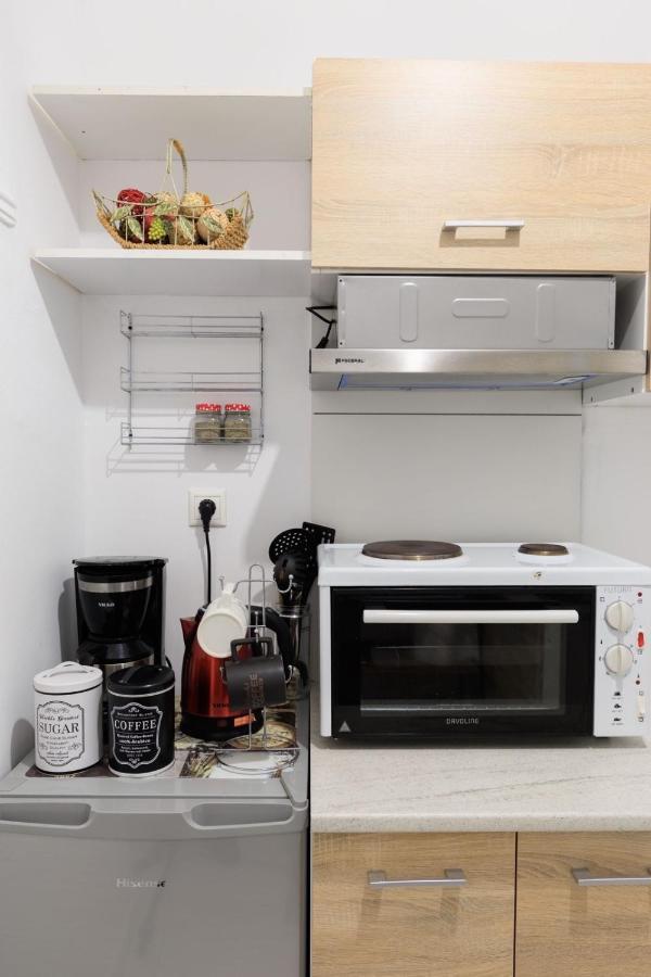 Aiolos Koukaki Center Apartment Atene Esterno foto